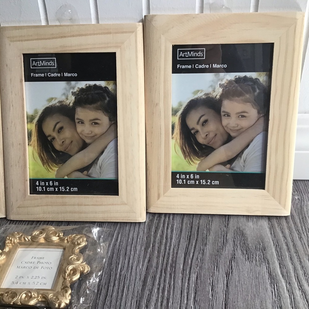 Photo Frame Lot - Picture 4 of 4